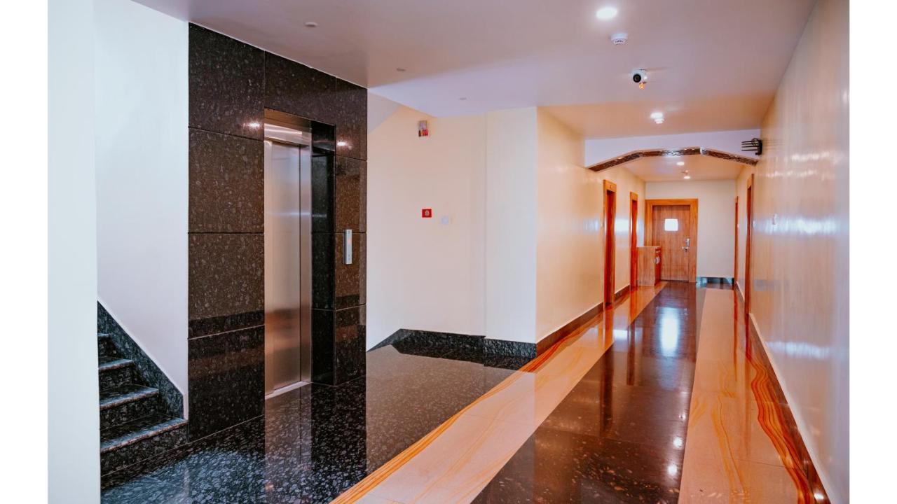 Hotel Dc Star Tarapith Extérieur photo