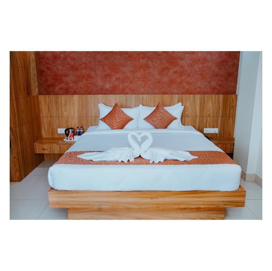 Hotel Dc Star Tarapith Extérieur photo
